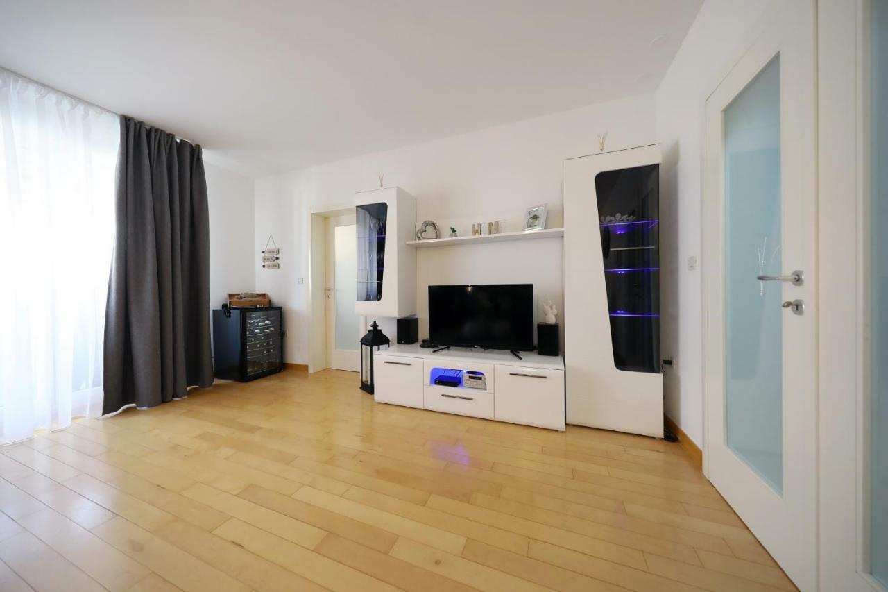 Dioniz Apartment Zadar Luaran gambar